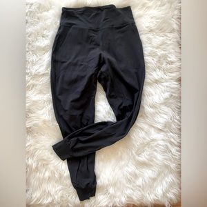Black lulu align joggers.
